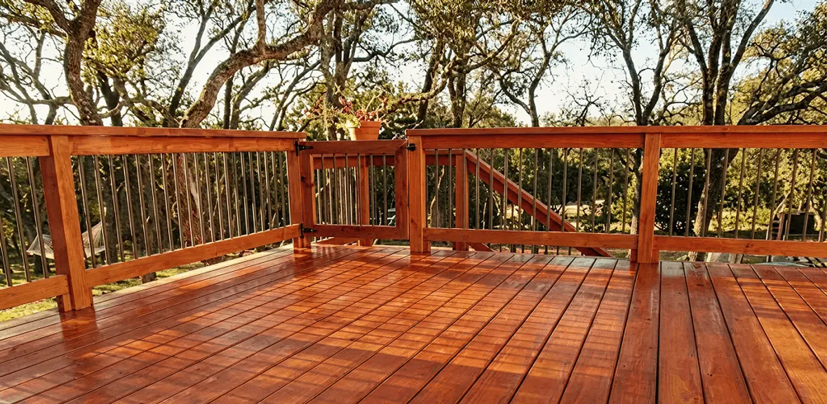 Deck sealing results with a freshly sealed wood deck in Baton Rouge, LA